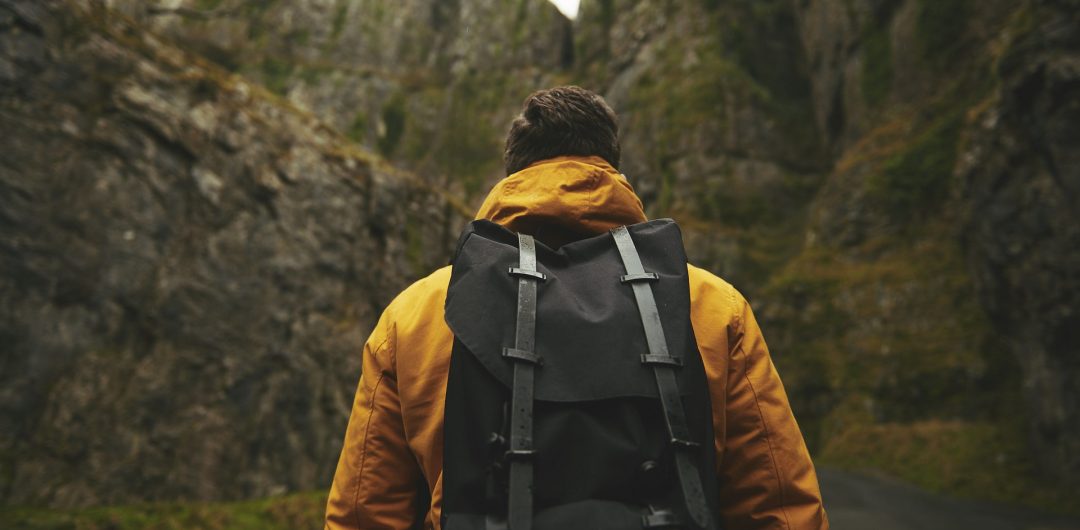Wycieczka w góry – w co warto się wyposażyć?